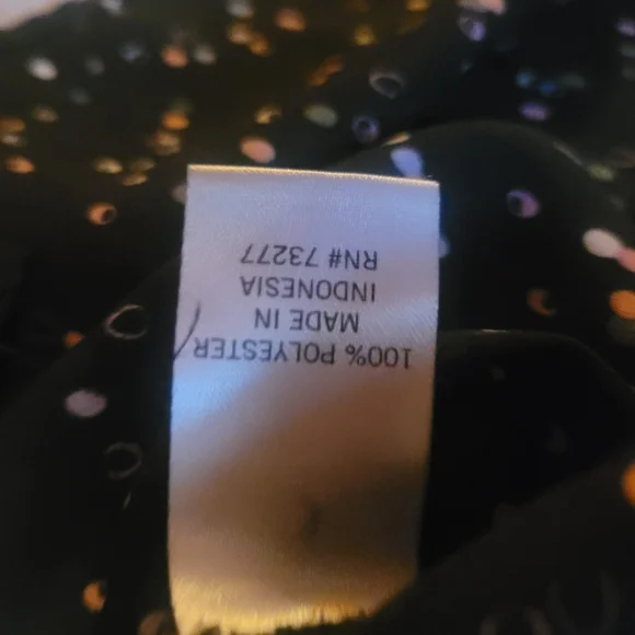 EVRI Confetti Speckled Print Blouse - Picture 8 of 9